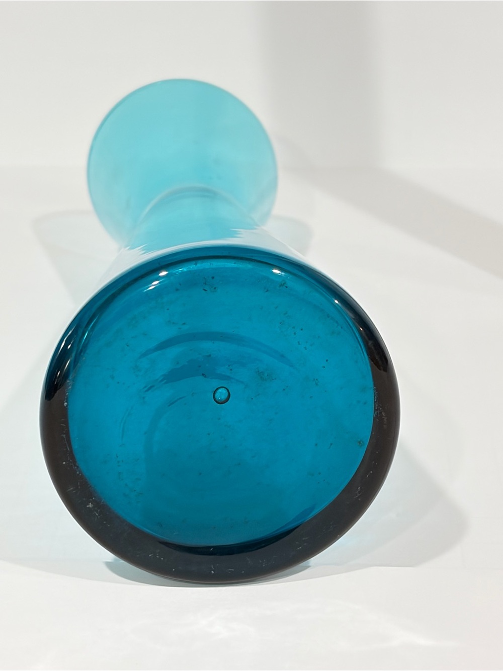 1960s Morgantown #9902 Peacock
Blue Slant Top Bud Vase Adams Candle
Holder Vtg - Picture 4 of 8